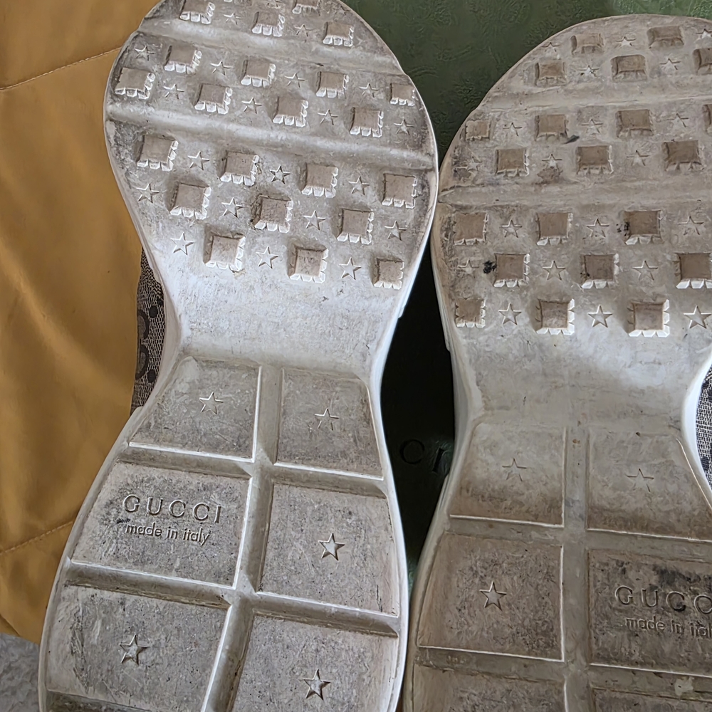 Authentic Gucci Men's Beige Patterned Sneakers - image 7